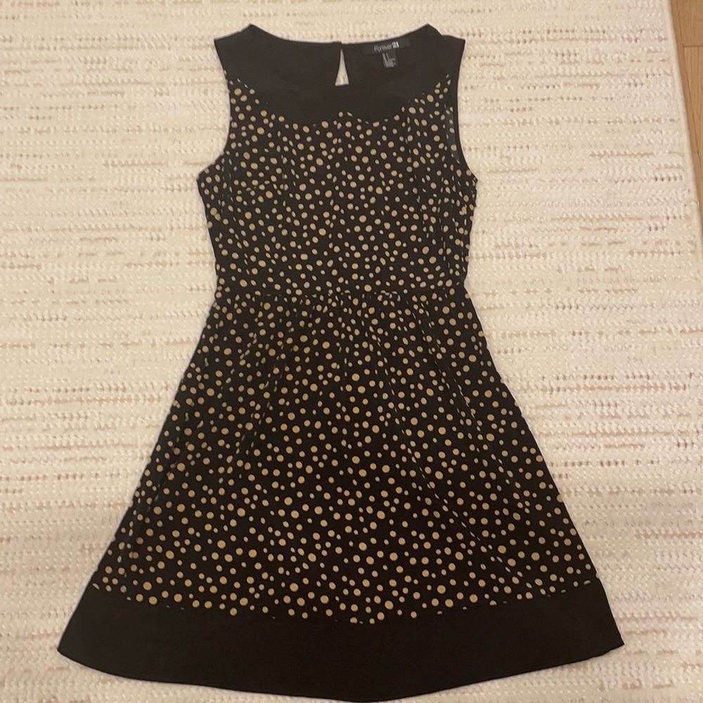 Forever21 polka dot Peter Pan dress